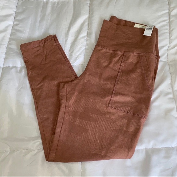 aerie Pants - Aerie Camo Leggings